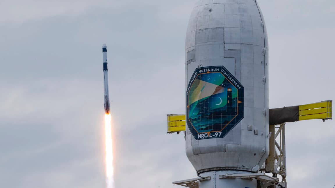 The Cadence of Orbit: SpaceX and Rocket Lab Chart New Trajectories