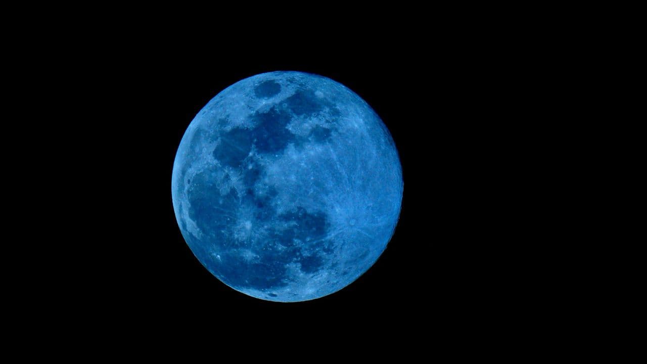 The Quiet Hum of Arrival: New Thrusters Redefine Lunar Supply